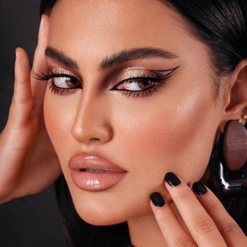 طرق رسم الآيلاينر 3Dداني كامل