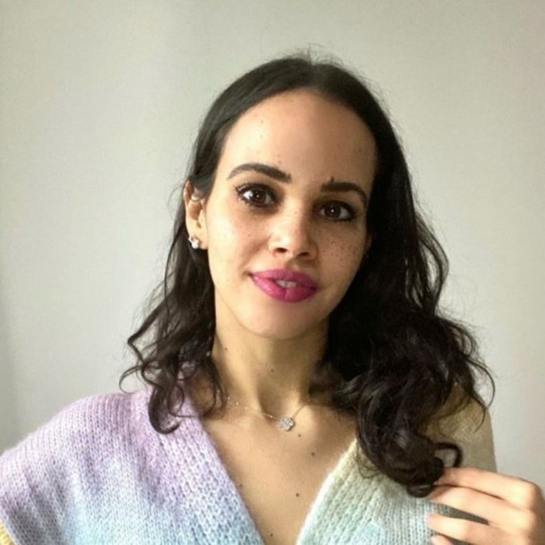 نور عمرو دياب عن أسرار جمالها :"ورثته من والديّ وهكذا أعتني ببشرتي"