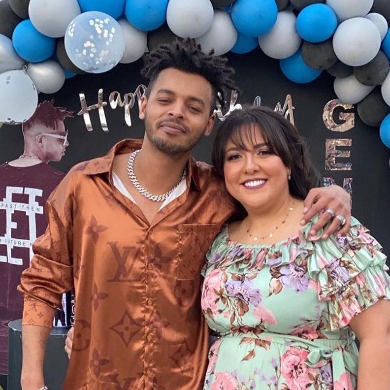 مي كساب وزوجها