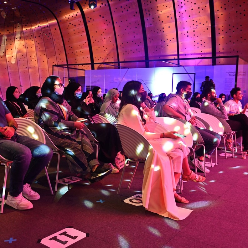 أكثر من 31 ألف زائر يحتفون بالإبداع في موسم "تنوين 2021" في إثراء