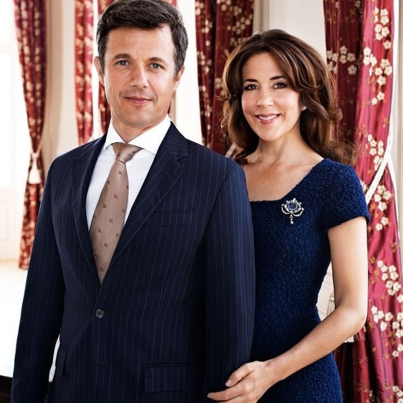 الأمير فريدريك ولي عهد الدنمارك وزوجته الأميرة ماري