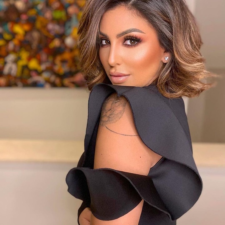 تسريحات شعر قصير لصاحبات الوجه الممتلئ من وحي دانة الطويرش