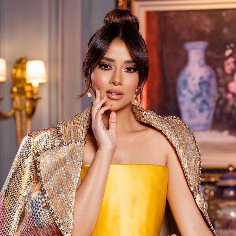 الفنانة بلقيس 