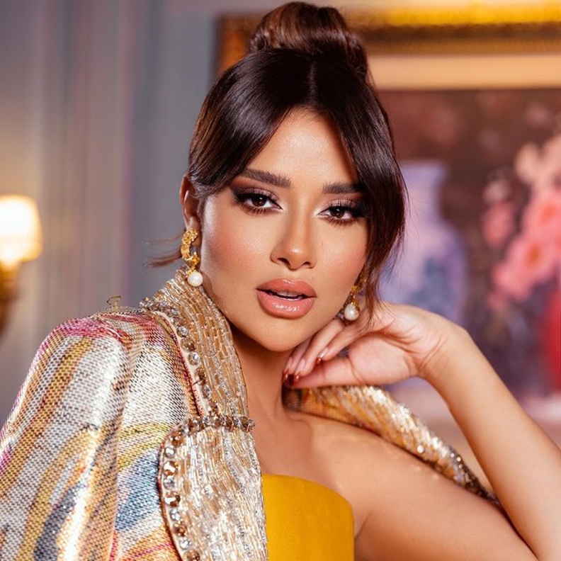 أجمل قصات وتسريحات شعر بلقيس فتحي استعداداً للإحتفال باليوم الوطني الاماراتي