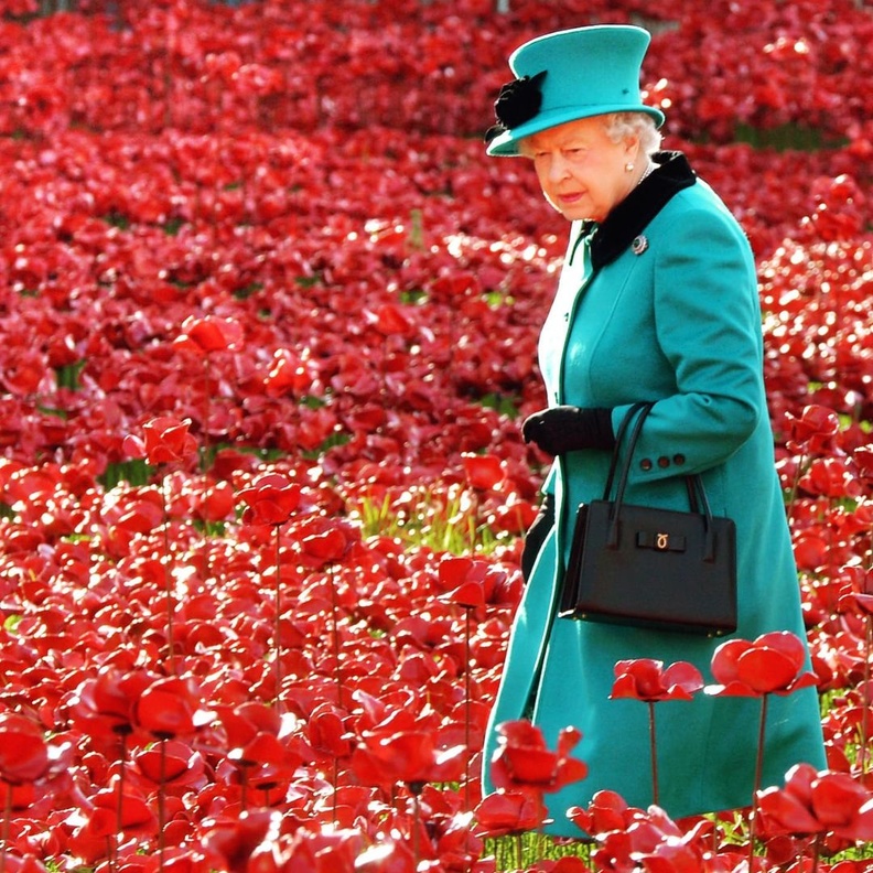 لأول مرة منذ 74 عاما.. ملكة بريطانيا تقضي عيد زواجها بدون زوجها الحبيب الأمير فيليب