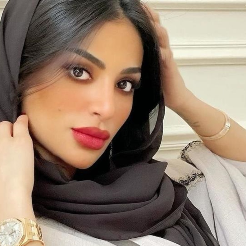 فاطمة الانصاري