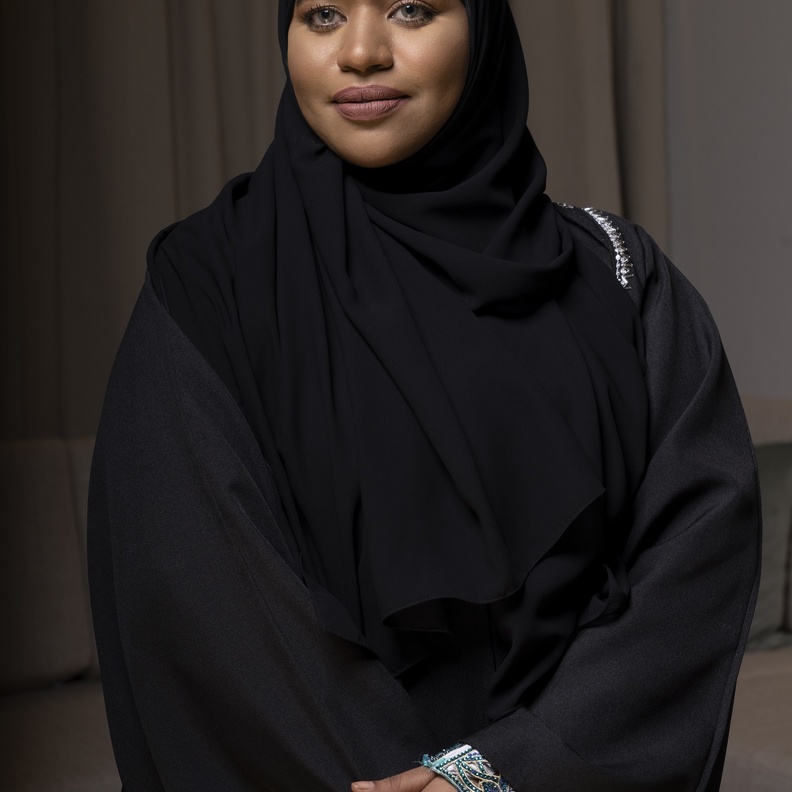 الإماراتية أمل البوسعيدي تروي لنا أصعب اللحظات في ظل الجائحة