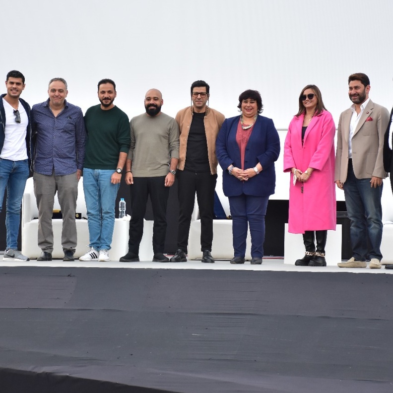 تكريم صناع مسلسل "الاختيار" في مهرجان القاهرة السينمائي