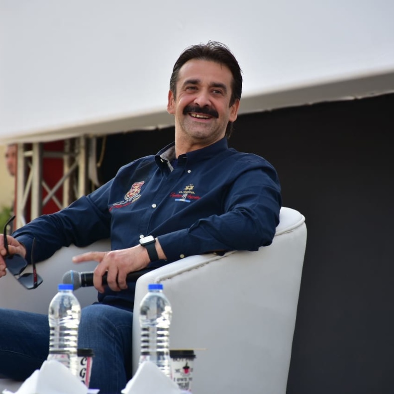 كريم عبد العزيز