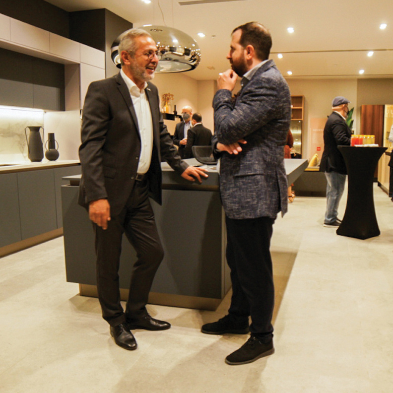 فيبال كاسا تفتتح المتجر الإيطالي الوحيد للأثاث الفردي في دبي من قبل مجموعة الشامسي