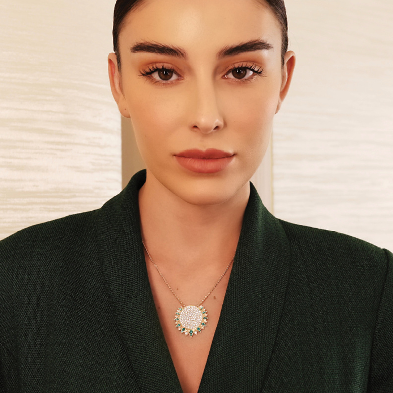 دار بياجيه تكشف عن قلادة PIAGET SUNLIGHT جديدة و متوفرة حصرياً في منطقة الشرق الأوسط