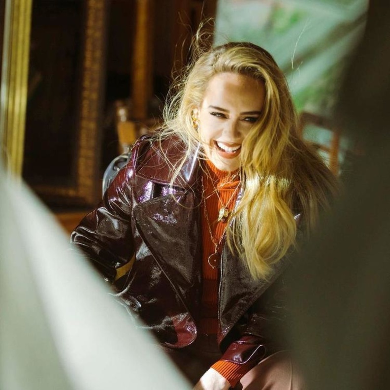 أديل تشارك مقطع فيديو من أغنية "To Be Loved" قبل أيام من إصدار الألبوم