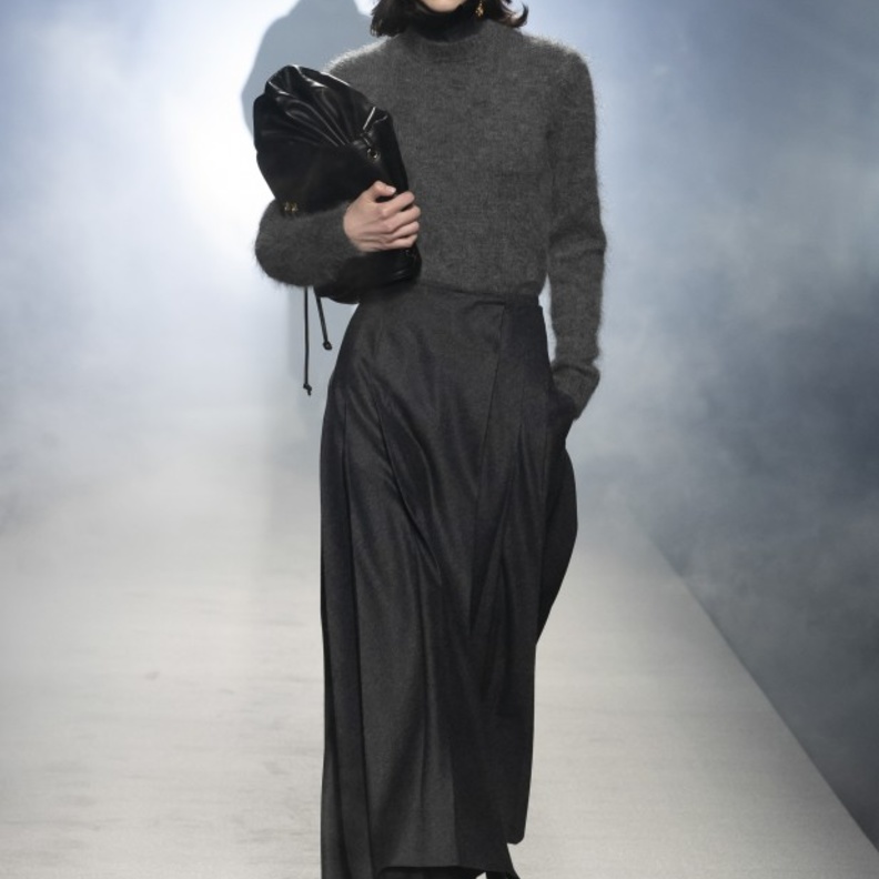 معطف مميّز من Alberta Ferretti