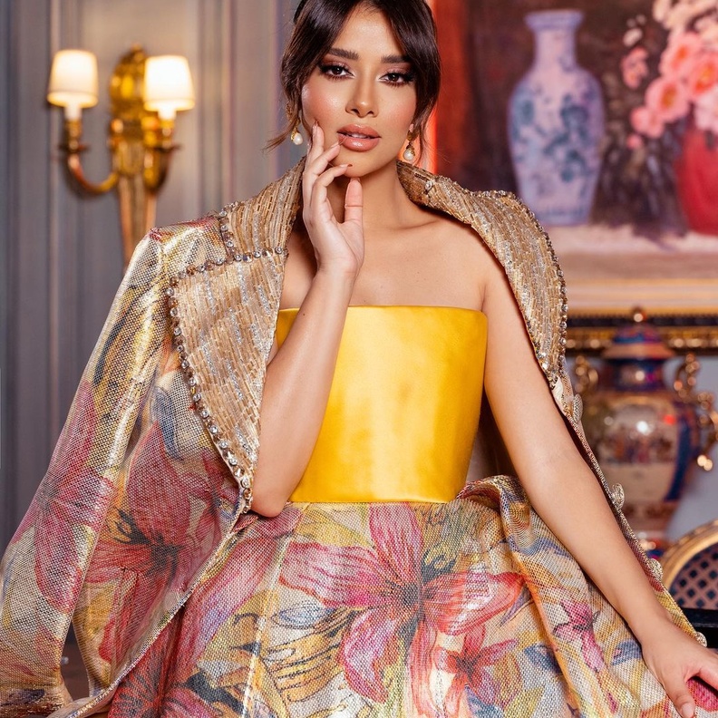 بلقيس فتحي بإطلالة خريفية كلاسيكية آسرة  بتوقيع جورج حبيقة