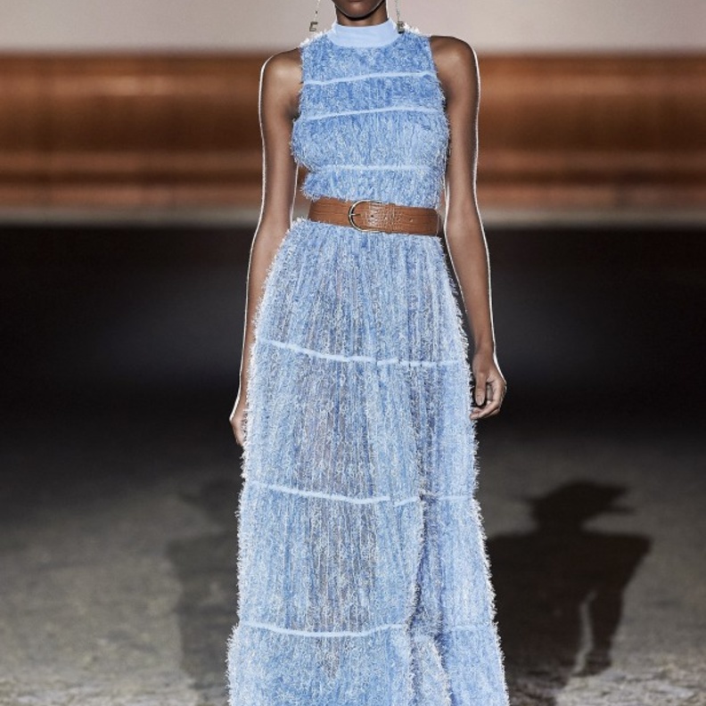 بدلة رسمية زرقاء من Annakiki