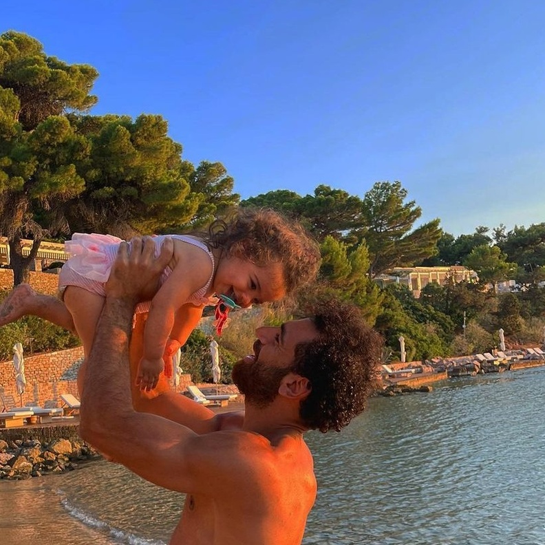 محمد صلاح وابنته كيان