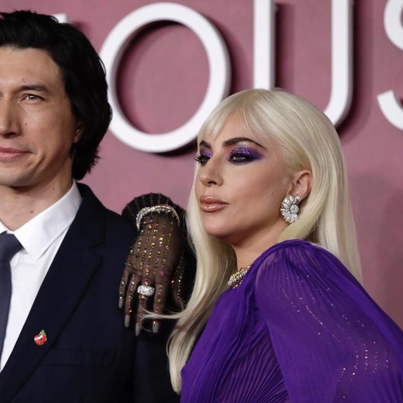 ليدي جاجا وآدام درايفر