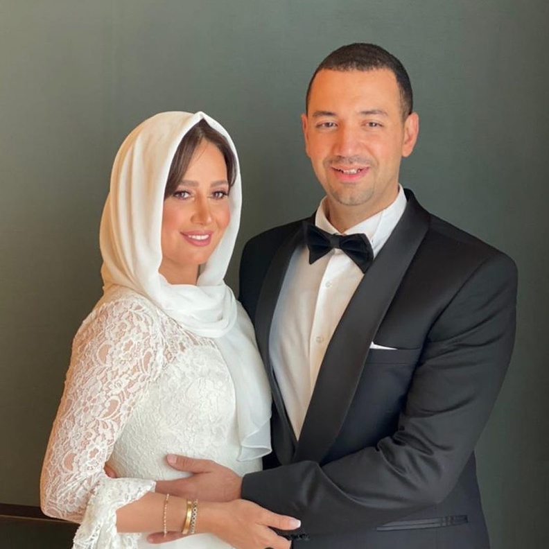 حلا شيحة مع معز مسعود  