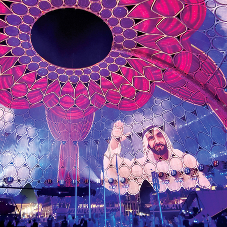 "زارها زايد" يزيد إكسبو 2020 دبي جمالا - الصورة نقلا عن "الإمارات اليوم"