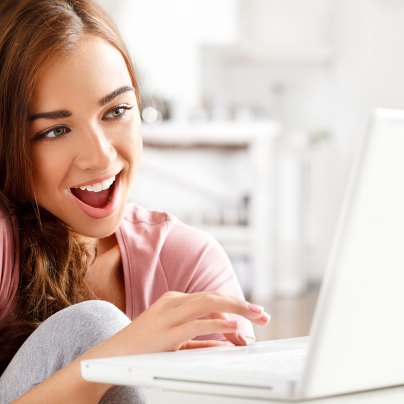 دراسة تؤكد فشل زواج الإنترنت