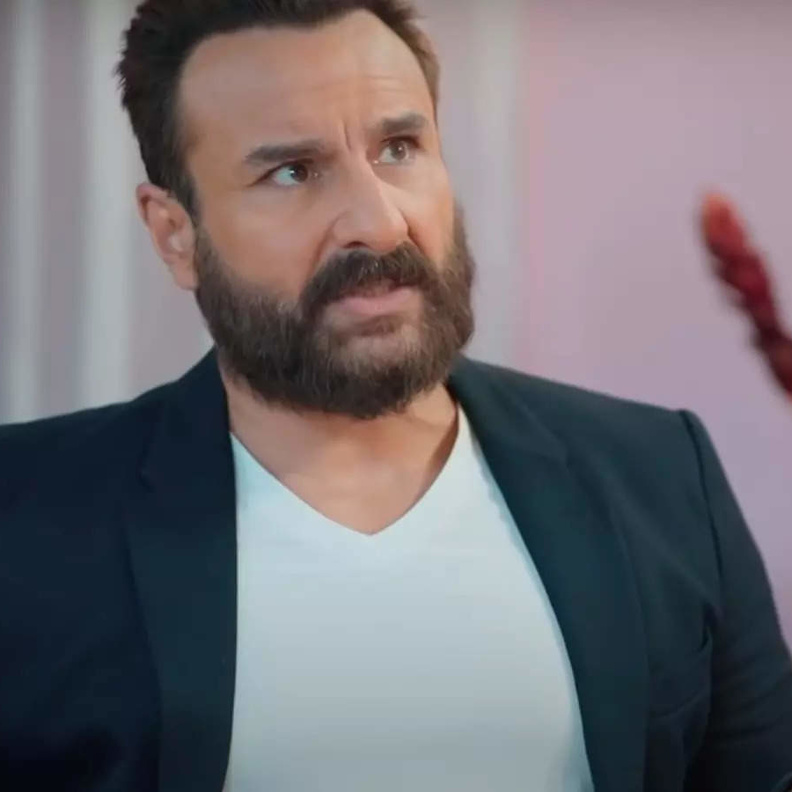 سيف علي خان يكشف تعرضه للاحتيال وفقد ٧٠٪ من ثروته