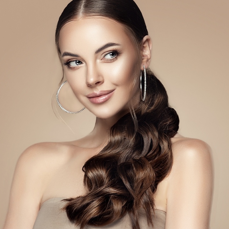 تسريحات شعر خريف 2021 بطريقة عصرية وبسيطة