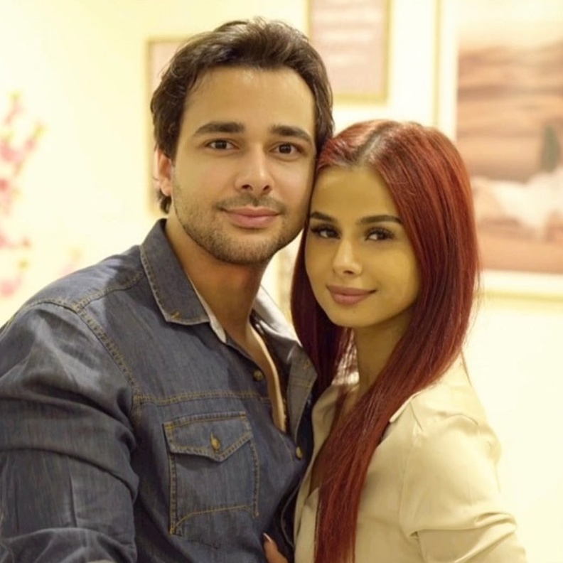 منة عرفة ومحمود المهدي 