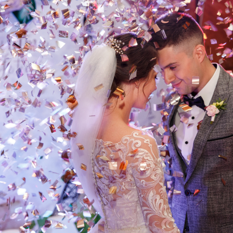 shutterstock_أفكار رائعة لديكور موقع رقصات حفلات الزفاف