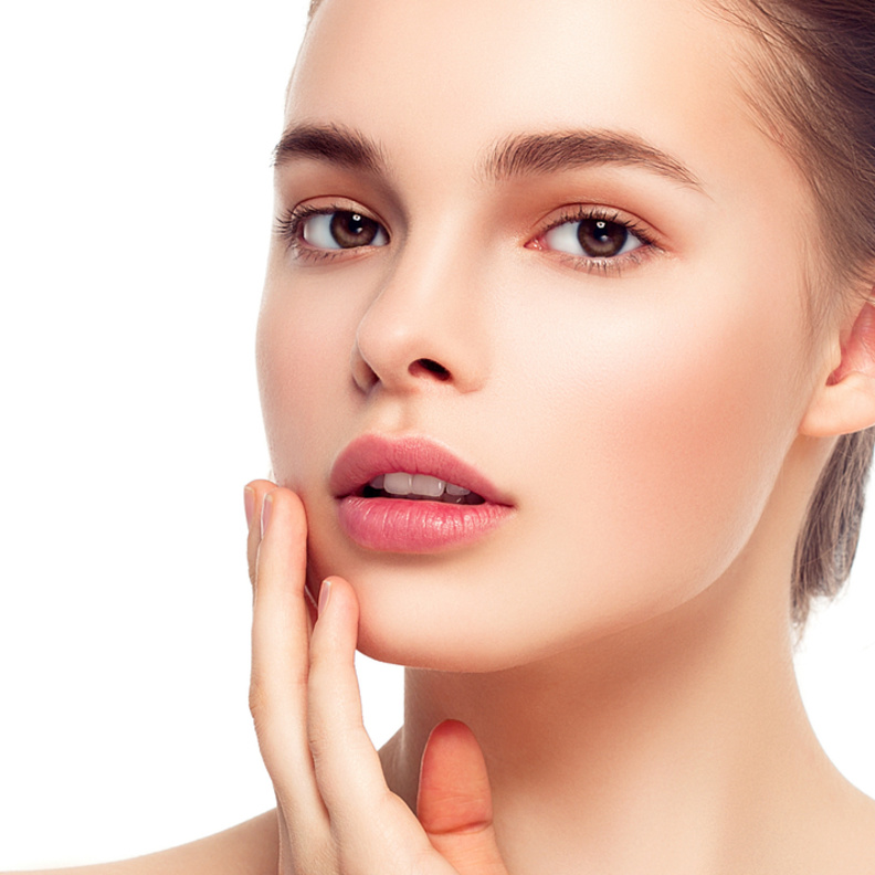 طريقة تحضير ماسك العسل الأسود والخيار لتفتيح البشرة وترطيبها