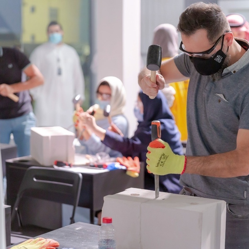 "ملتقى طويق الدولي للنحت 2021" يلقى تفاعلًا كبيرًا: أسبوعان من الإبداع والإلهام شهدها حي جاكس بالدرعية 