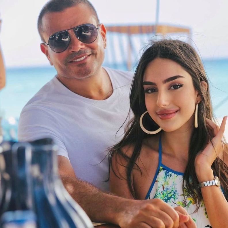 تيارا واهب تكشف بالفيديو حقيقة ارتباطها بـ عمرو دياب بعد ظهورها برفقته