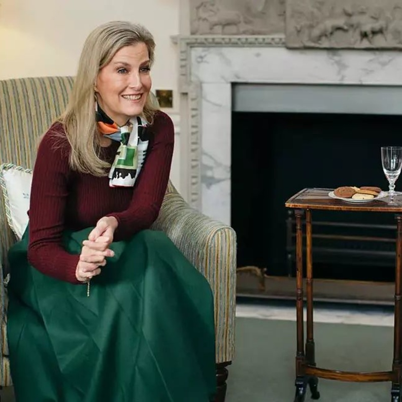 كونتيسة وسكس تستضيف حفل شاي لدعم ضحايا الندوب