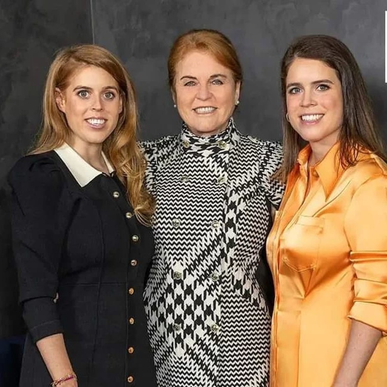 دوقة يورك وابنتيها يشاركون في مبادرة خيرية في عطلة أعياد الميلاد