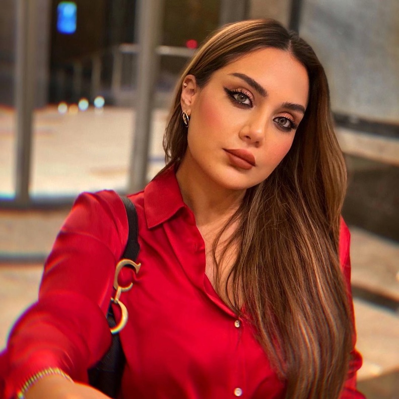 زينب فياض تغني بالفيديو "ست البنات" لوالدتها هيفاء وهبي وتذهل الجمهور بالشبه معها