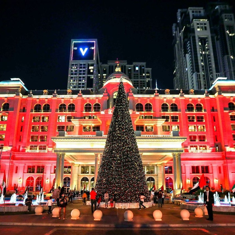 أجواء احتفالية فريدة بمناسبة العام الجديد في فندق ڤي دبي