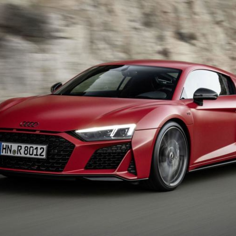 أودي تطلق R8 V10 Performance RWD الجديدة