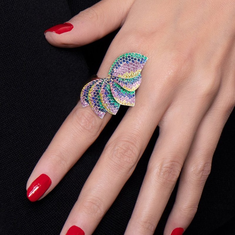 اختاري أجمل خواتم الكوكتيل لسهرة رأس السنة