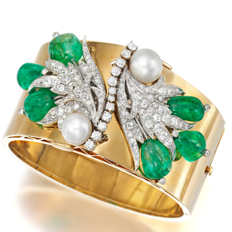 اسوارة كلاسيكية من الماس والزمرد واللؤلؤ