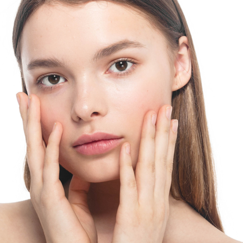 معلومات عن الإيلاستين وأهم فوائده للبشرة وطرق تحفيزه طبيعياً