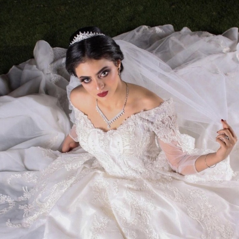 تصوبر عروس بكاميرا المصورة السعودية فاطمه عبدالله