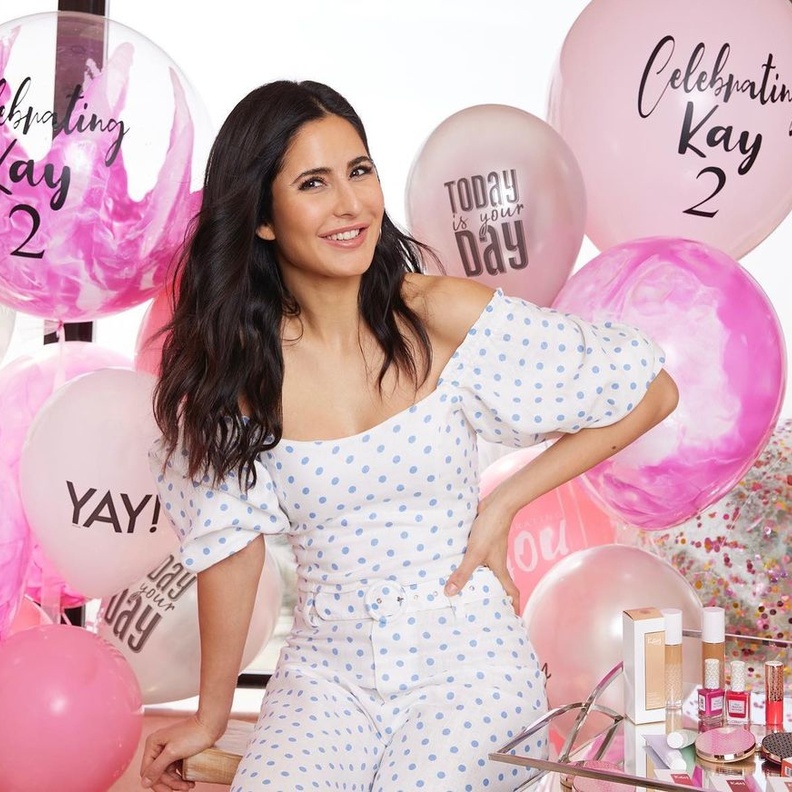 تعرفوا على آخر استعدادات زفاف كاترينا كيف