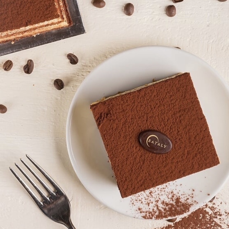 أفضل 10 أماكن في الرياض لتناول التيراميسو الإيطالي