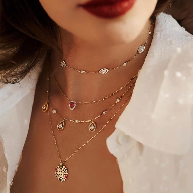 جاذبية في اليوم الوطني الاماراتي بأجمل مجوهرات ذهب