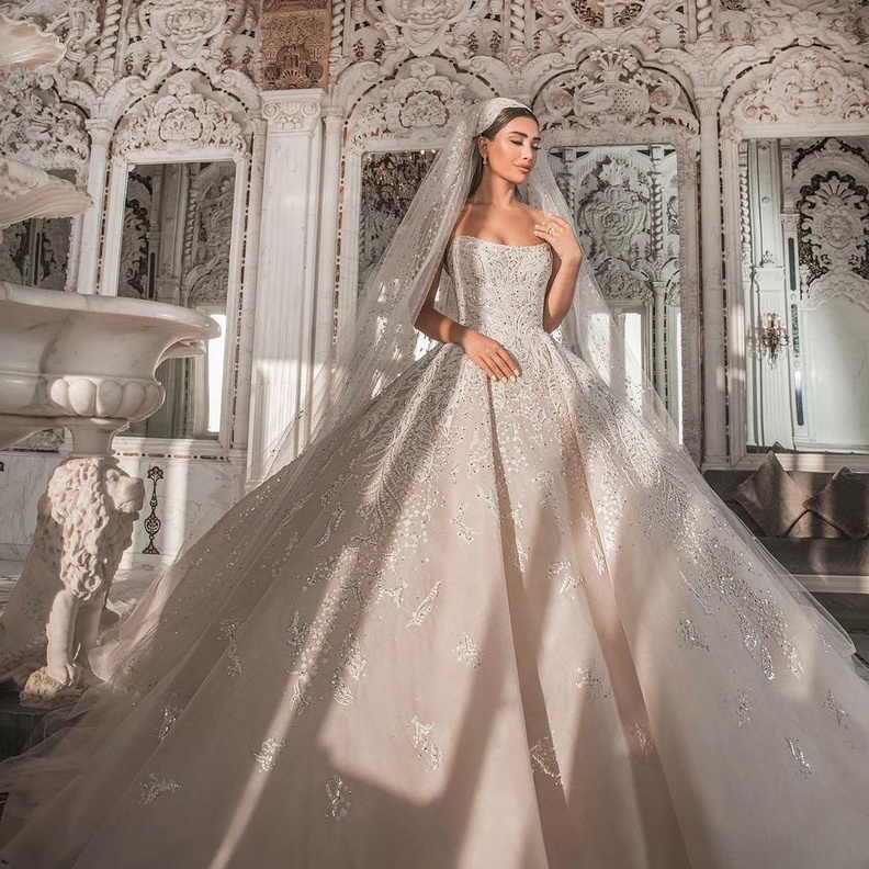 جيسيكا عازار بفستان الزفاف= انستغرام جيسيكا عازار