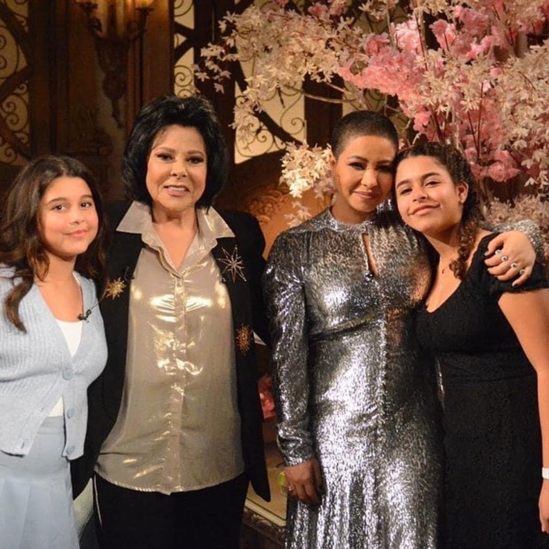 شيرين عبد الوهاب تحتفل مع صاحبة السعادة في ليلة رأس السنة 2022