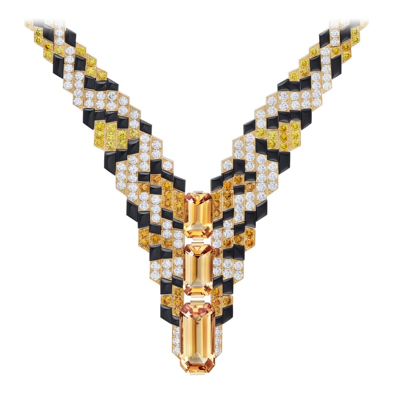 قلادة من كارتييه  Cartier