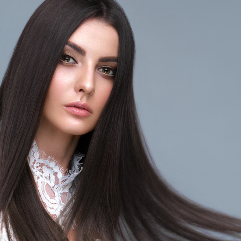 ما هي فوائد وأضرار قص الشعر أثناء الدورة الشهرية