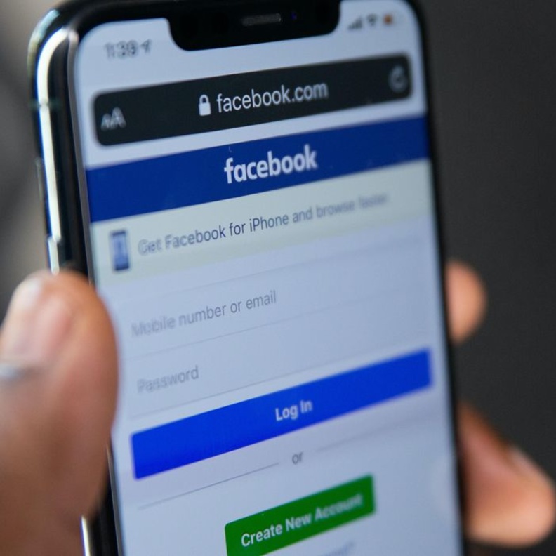 فيسبوك تختبر الوضع الاحترافي للمبدعين وصانعي المحتوى