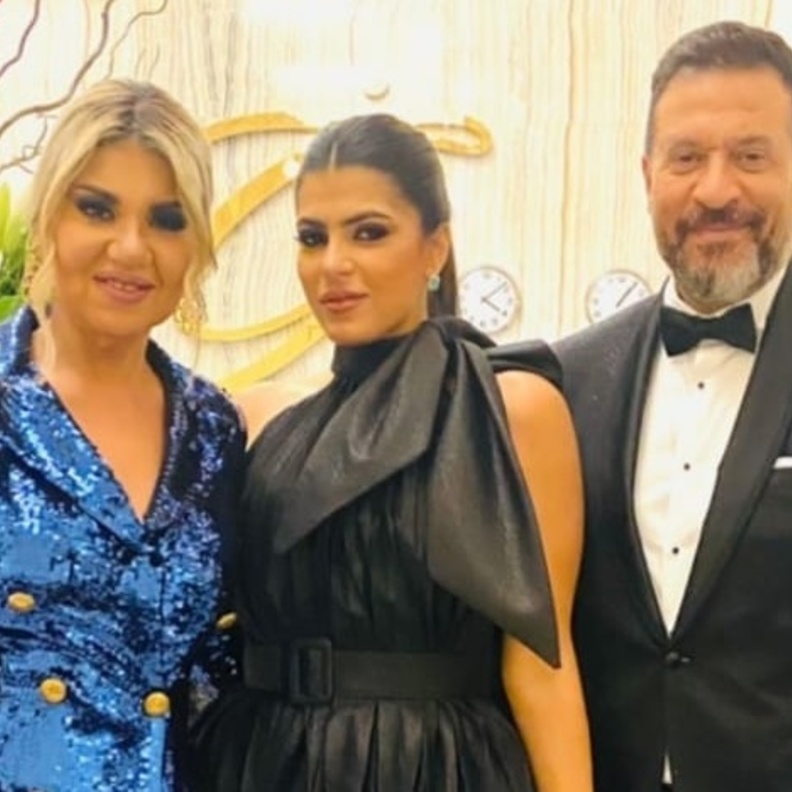 ماجد المصري وزوجته والإعلامية بوسي شلبي