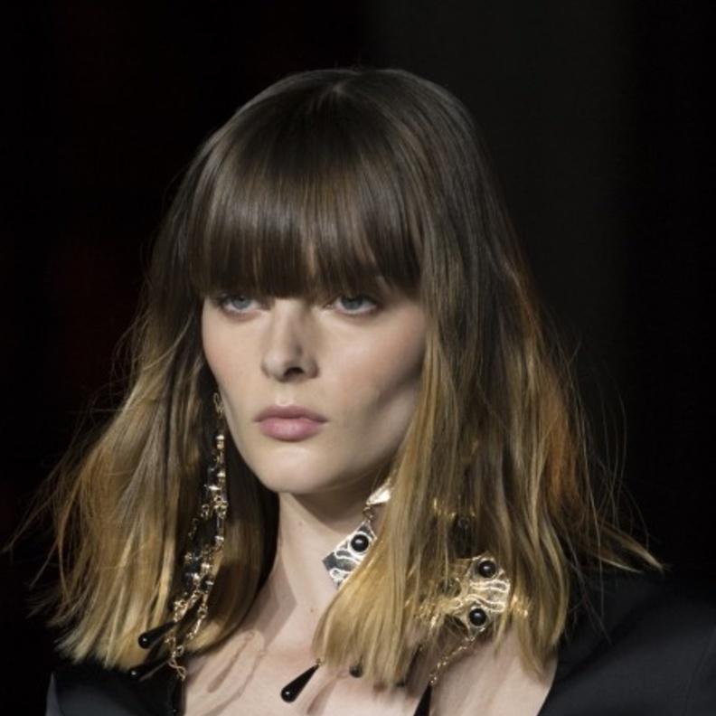 أبرز صبغات شعر عصرية لاطلالات  2022 من Etro